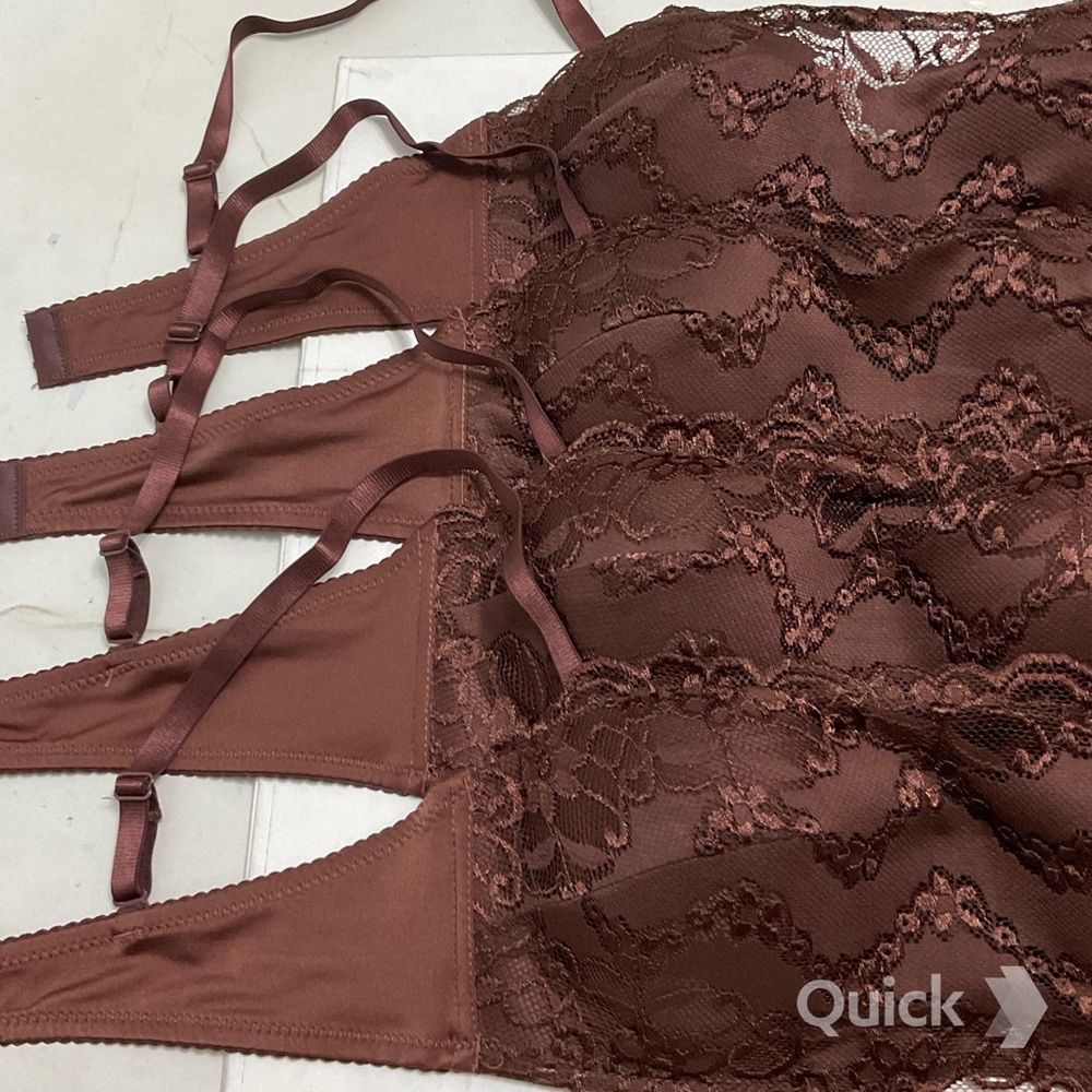 36B - NWT 4 pcs Lace Convertible Strapless Bra